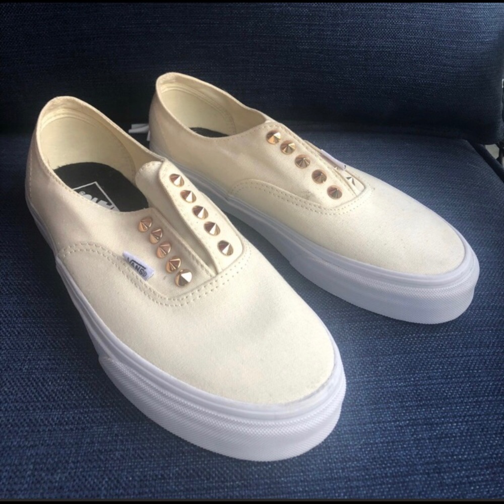 Authentic Vans Slip-on  - Light yellow/Gold Stud